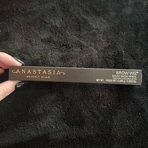 Anastasia Beverly Hills Brow Wiz